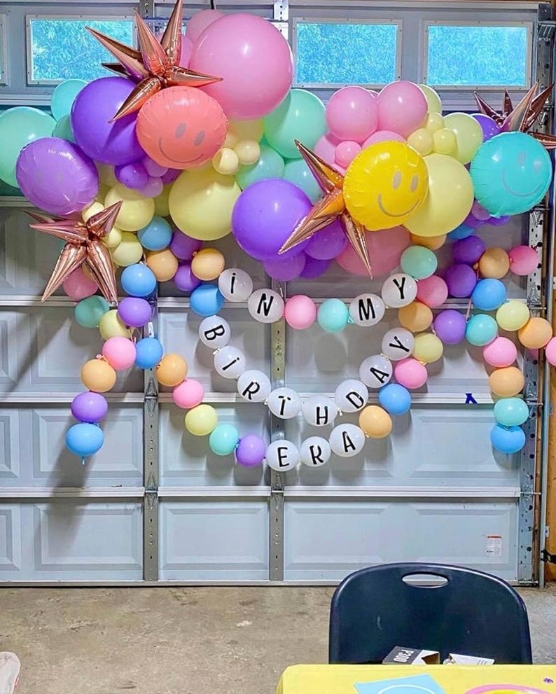 171Pcs Songster Birthday Decoration - Pink and Purple Balloon Arch Kit Hollow Star, Microphone, Disco Mylar Balloon Garland Kit for Music