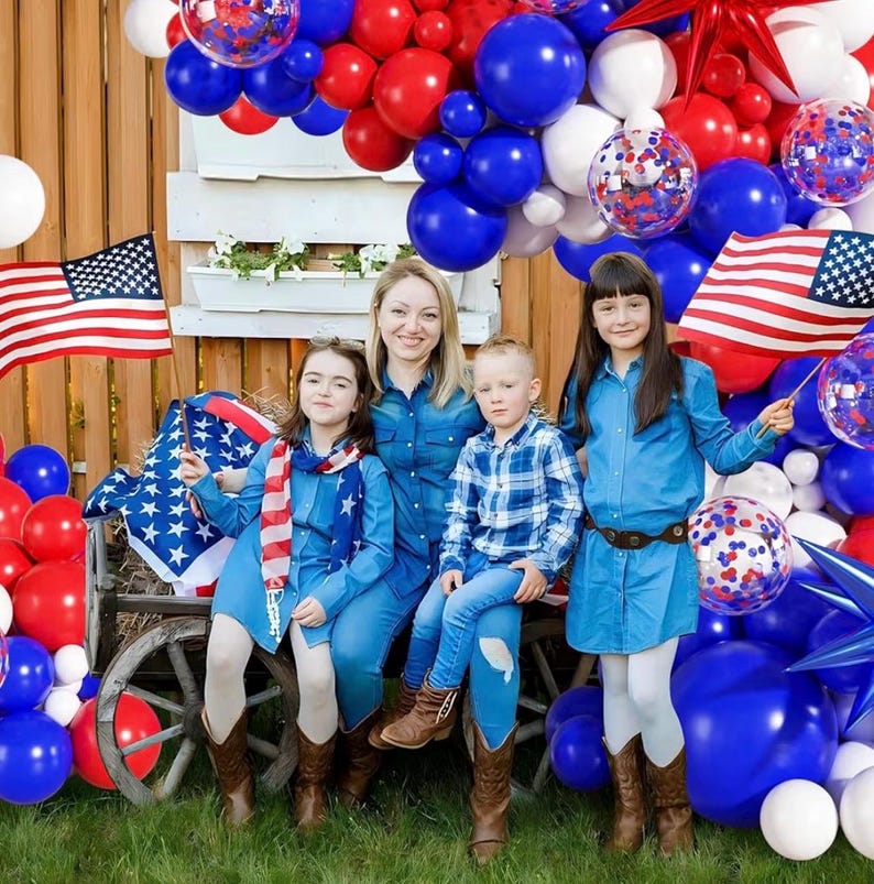 Red White and Blue Balloon Garland Arch Kit, 140Pcs Blue Red White 4th of July Balloons for Patriotic Decorations 4th of July Memorial Day